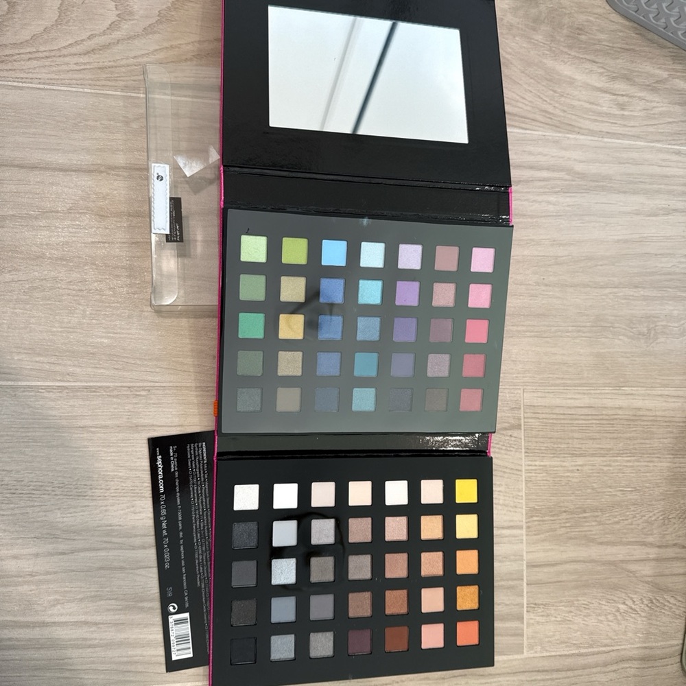 Brand new Sephora color encyclopedia eyeshadow pallet